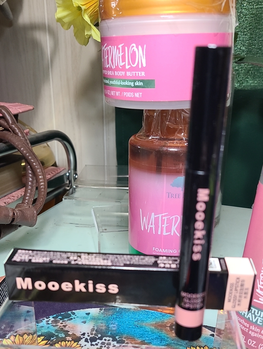 PMooekiss ink Matte Glossy LipStick  Berry Color ...dont List A Color On It...
